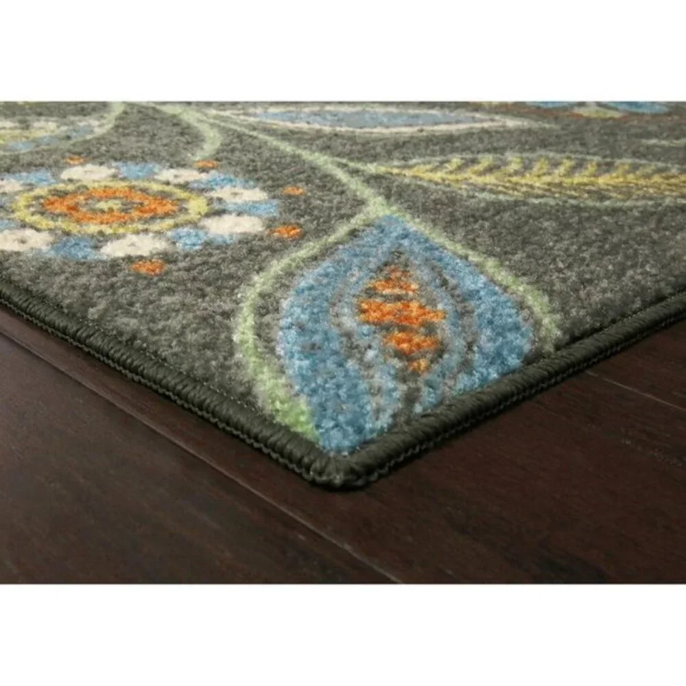 2.6 x 3.10 ft Reggie Floral Area Rug, Non-Skid Accent Carpet for Entry & Home